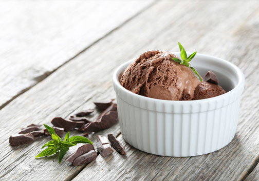 Bambu Crème mit Vanillesauce