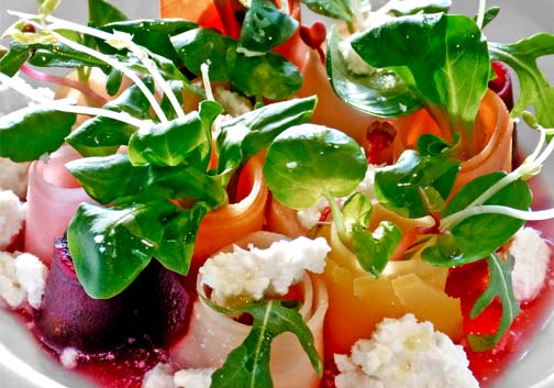 Lauwarmer Rhabarber-Spargelsalat