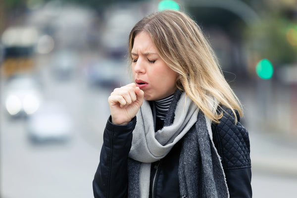 Bronchitis: sechs auswurffördernde Hustenmittel