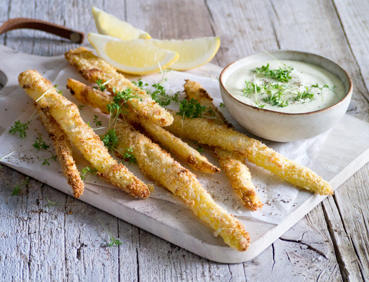 Knuspriger Spargel aus dem Ofen mit Aioli