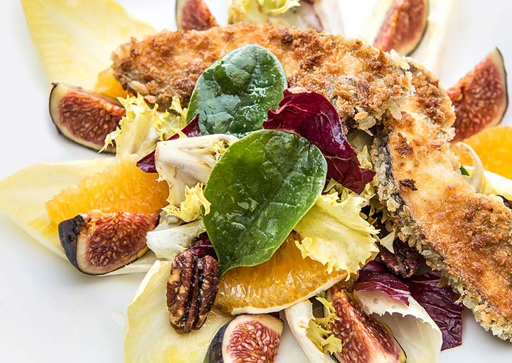 Winterlicher Salat mit knusprigen Austernpilzen